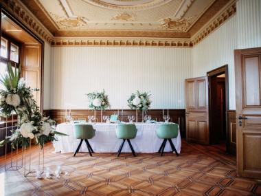 Thalvie - Ballroom